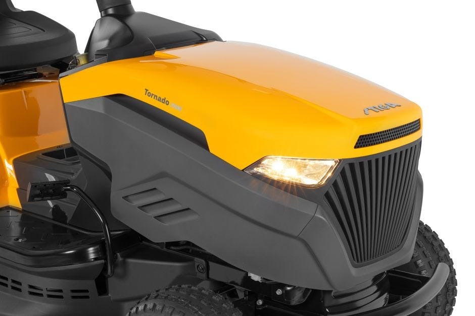 STIGA TORNADO 398 M Petrol Lawn Tractor